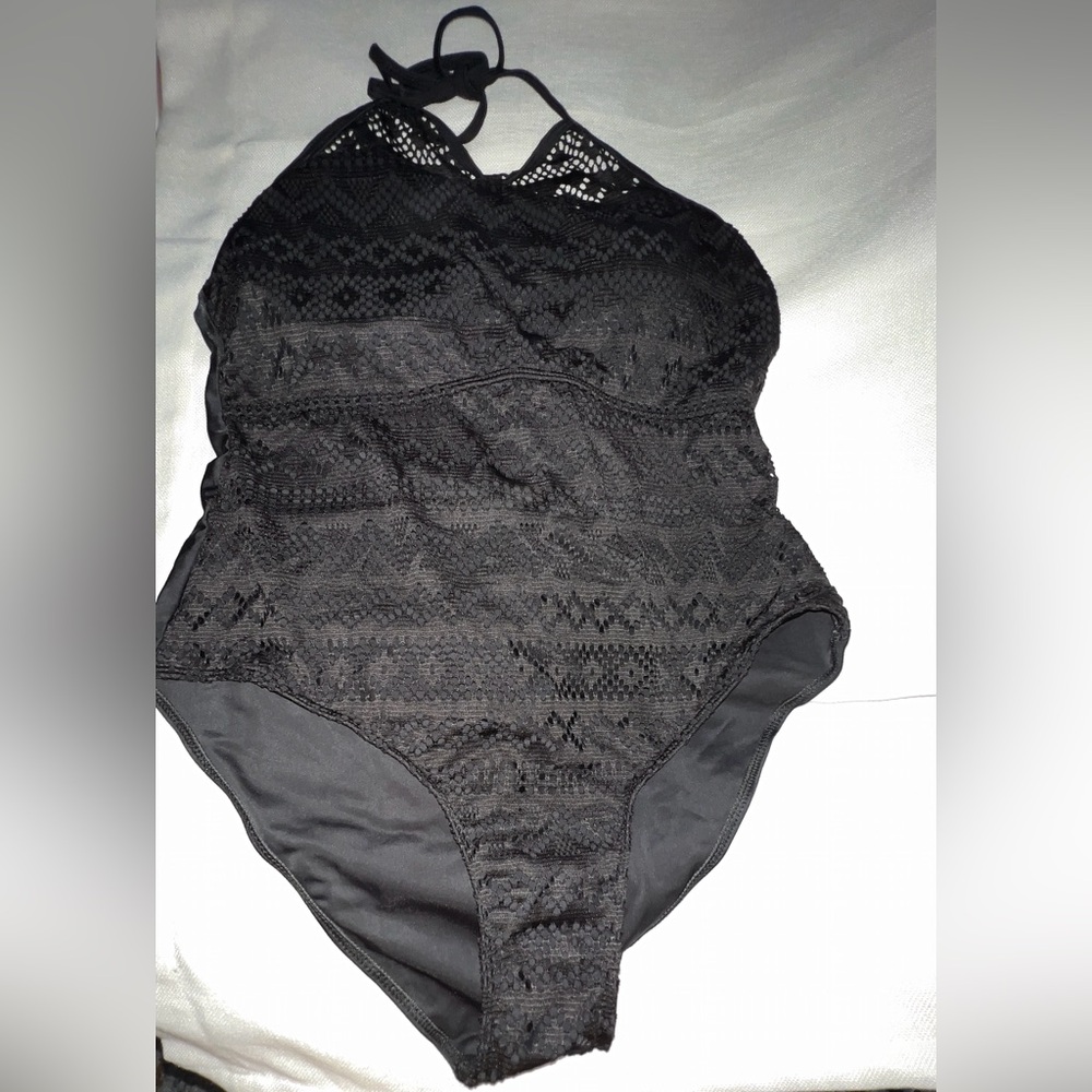 New Shein plus hollow out halter neck one piece swimsuit